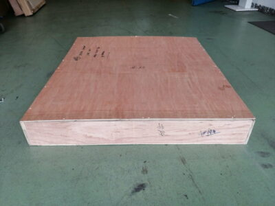 Crate Bank Nr.24 114x104x15 cm