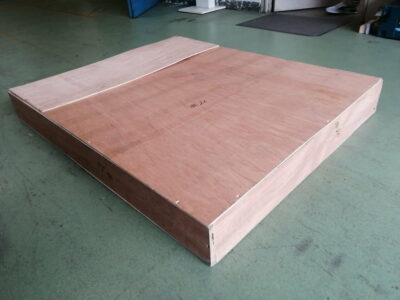 Crate Bank Nr.26 126x106x15 cm