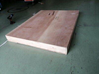 Crate Bank Nr.28 134x107x12 cm