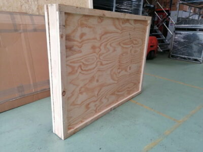 Crate Bank Nr.30 172x131x19 cm